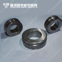 Cemented carbide rolls